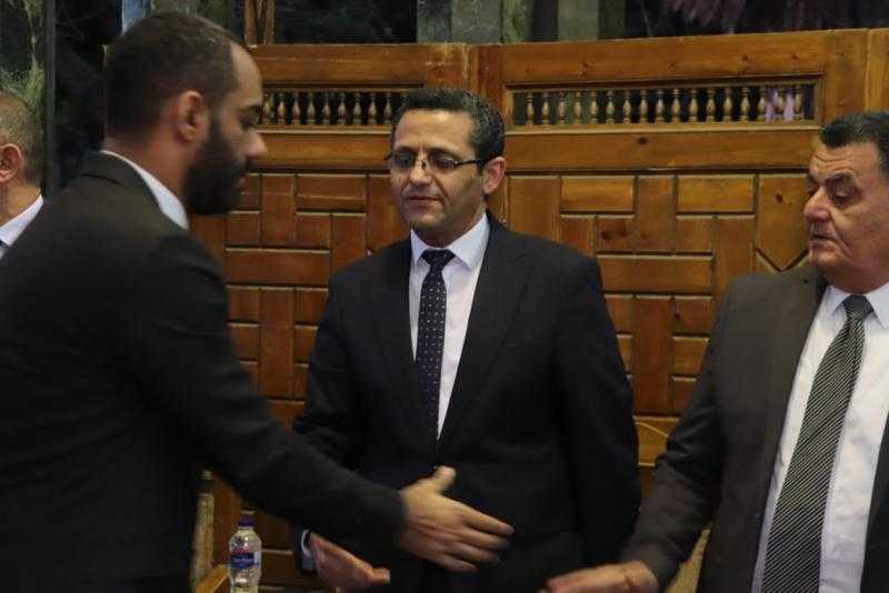 أعضاء نقابة الصحفيين يشاركون في عزاء شقيقة خالد البلشي