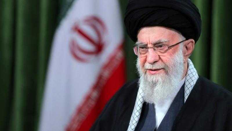 مذكرة توقيف دولية بحق المرشد الأعلى الإيراني