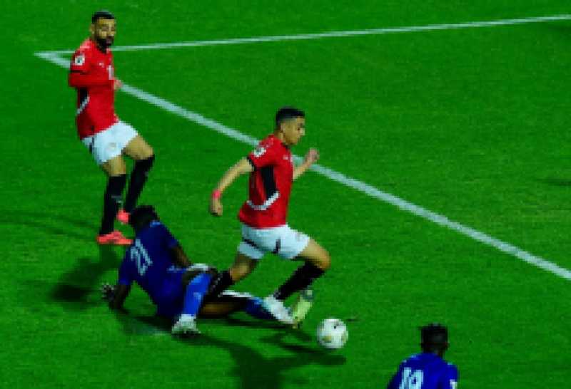 مصطفى محمد: والدي قال لي بعد لقائي بحسام حسن.. فقط تعلم