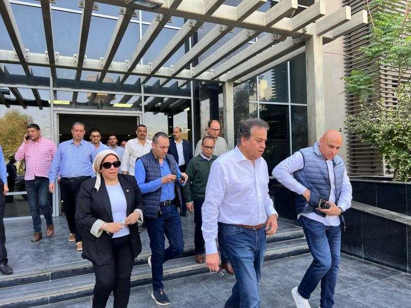 وزير الصحة يتفقد عددًا من المنشآت الطبية بمحافظة أسيوط
