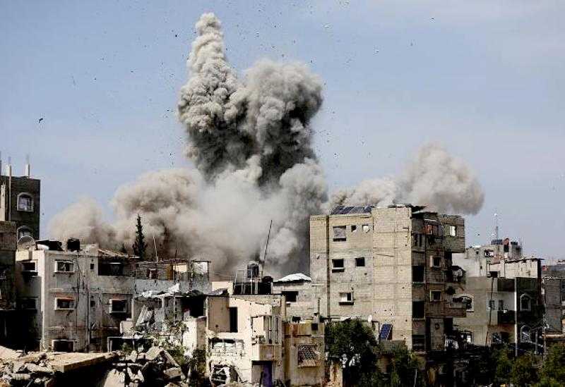 12شهيدا جراء قصف الاحتلال في خان يونس وبيت لاهيا