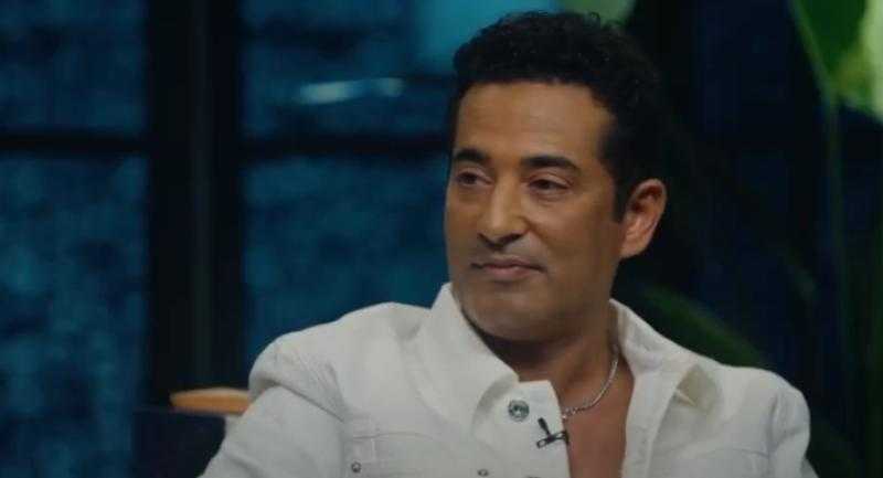 عمرو سعد: تعمدنا أن يظهر ”الجارحي” من دون سجائر أو شيشة