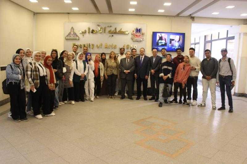 كلية الآداب بجامعة عين شمس تعقد ندوة بعنوان الدراما الرمضانية في 4 عقود للكاتب مجدى صابر