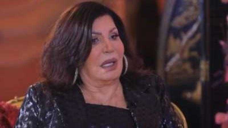 تطورات الحالة الصحية للفنانة نجوى فؤاد بعد كسر ذراعها