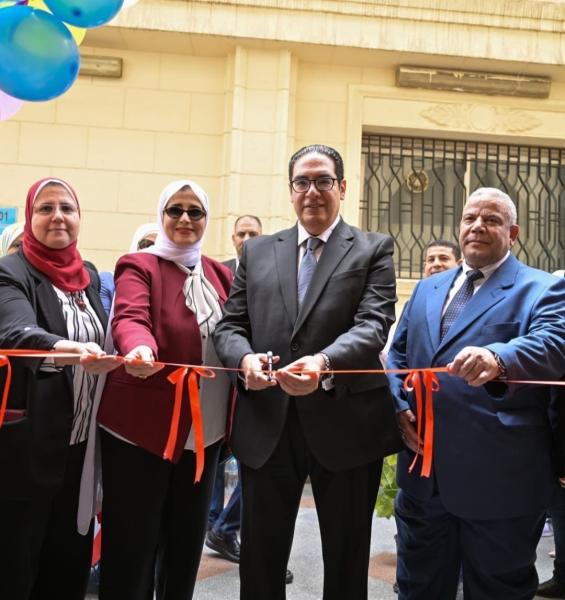 افتتاح المعرض السنوي للملابس بجامعة القاهرة