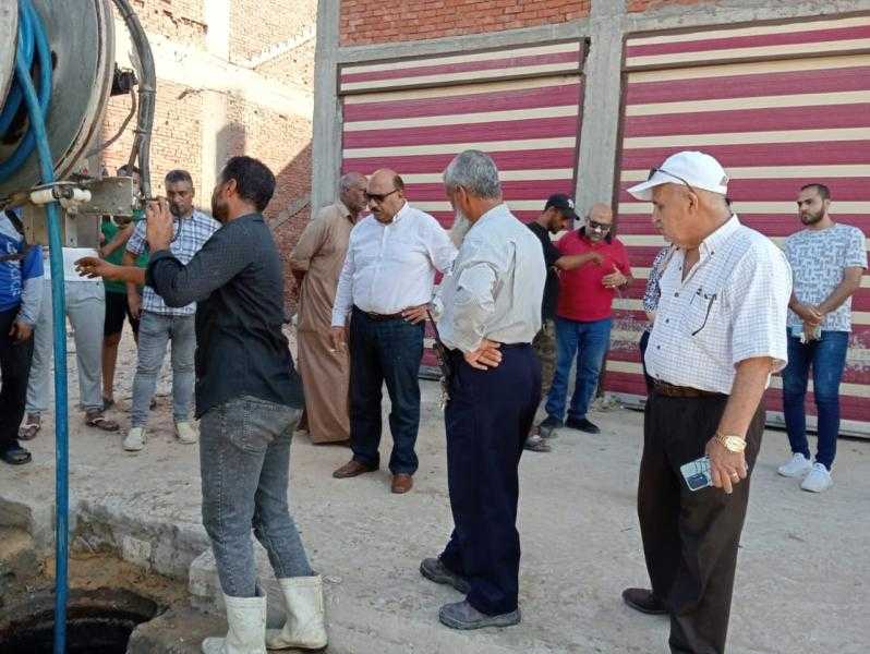 رئيس مياه القناة : الانتهاء من تطهير شبكات قرية الابطال وتكثيف العمل بصرف صحي المستقبل
