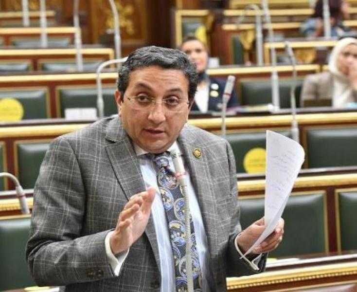 تفاصيل طلب إحاطة من برلماني والتحقيق في مشادة نائب محافظ سوهاج والسكرتير العام