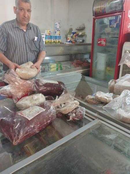 محافظ أسيوط: ضبط نصف طن لحوم غير صالحة للاستهلاك وحلوى أطفال منتهية الصلاحية وتحرير 605 محضراً خلال حملات تموينية بالمراكز