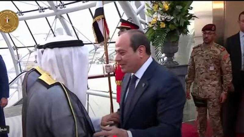 الرئيس السيسي يصل إلى الكويت في ثاني محطات جولته الخليجية