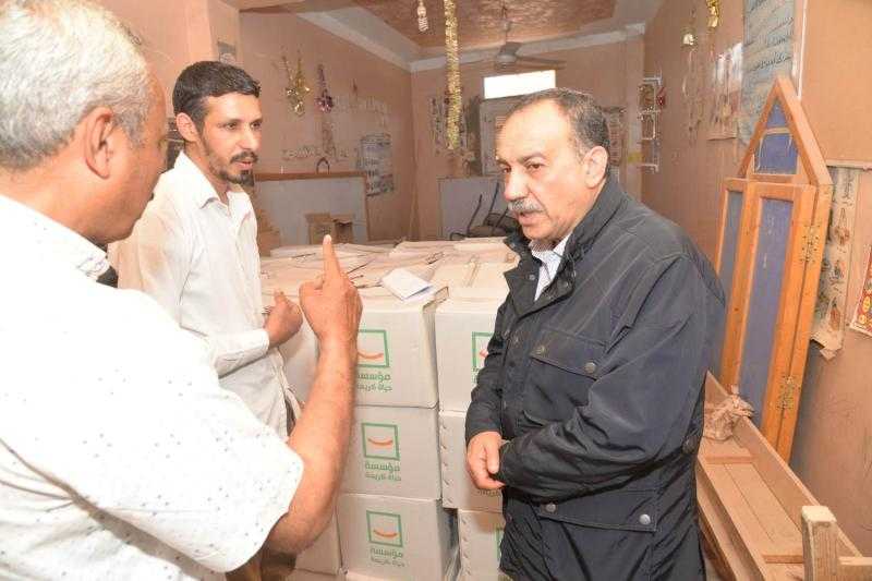 محافظ أسيوط يتفقد جمعية كفالة اليتيم لتنمية المجتمع بالبلايزة بأبوتيج
