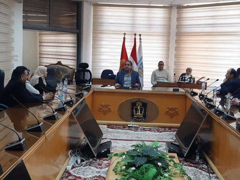 رئيس جامعة بورسعيد يستقبل وفدا من المديرية المالية
