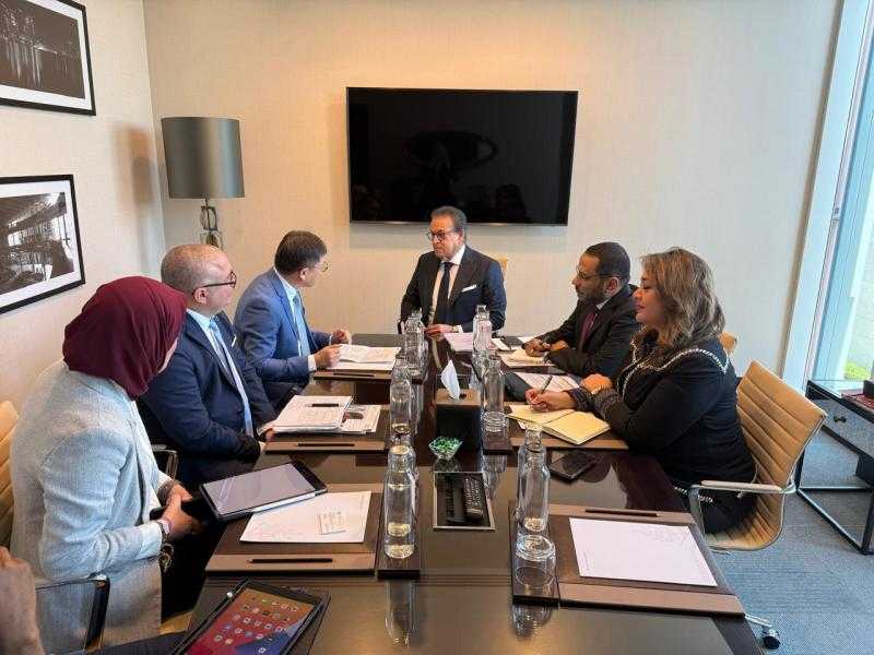 وزير الصحة يلتقي وفد «UNIDO» لبحث تعزيز التعاون في تنمية صناعة الأدوية واللقاحات