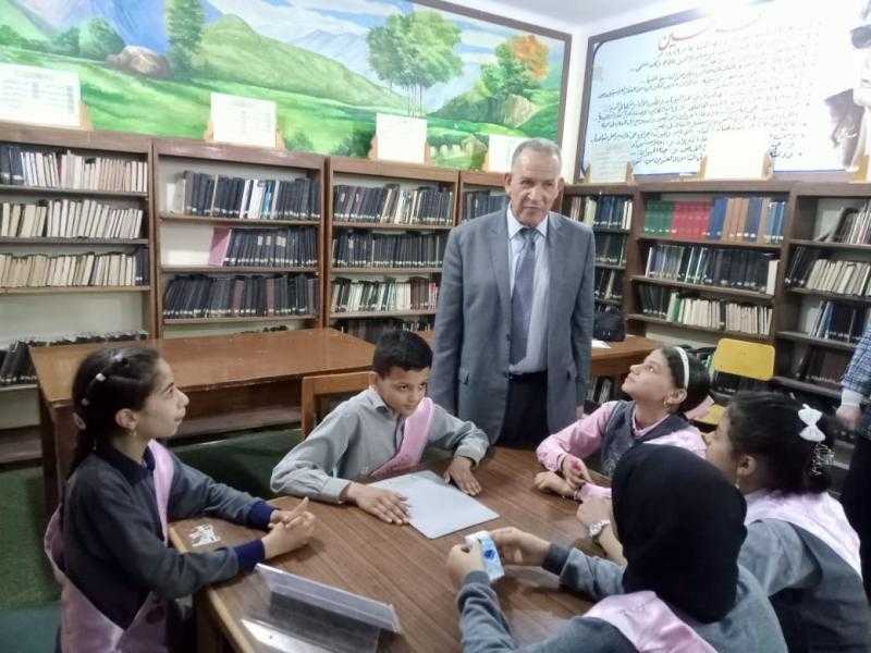 وكيل وزارة التعليم بأسيوط يتابع فعاليات المرحلة الثانية لمسابقة أوائل الطلبة