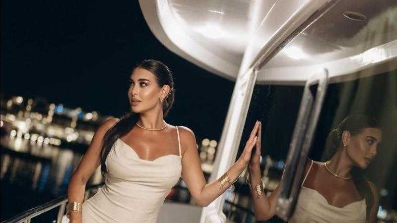 ياسمين صبري بين روما والمالديف.. تصوير ”المشروع X”