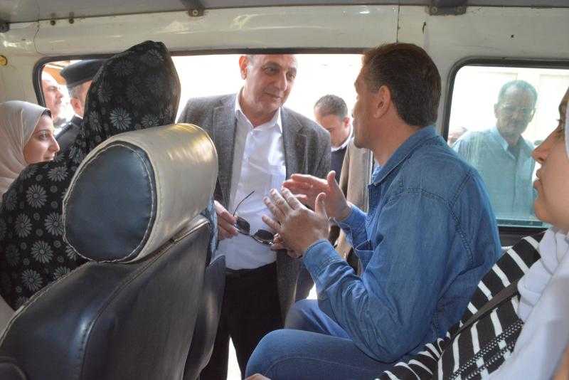 محافظ الغربية يتابع التزام السائقين بالتعريفة الجديدة
