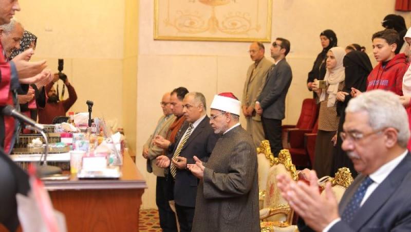جامعة الأزهر تمنح باحثة متوفاة درجة الدكتوراه