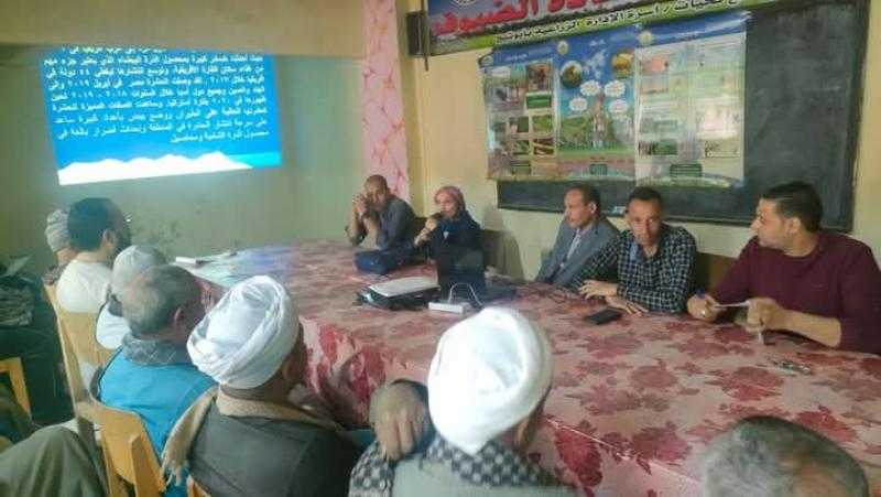 مديرية الزراعة بأسيوط تنظم ندوة تدريبية عن كيفية المقاومة والحد من خطورة حشرة الحشد الخريفية وتأثيرها علي المحاصيل الصيفية