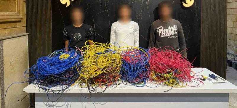 ضبط تشكيل عصابي لسرقة الأسلاك الكهربائية من عقارات تحت الإنشاء  بمنطقة 15 مايو
