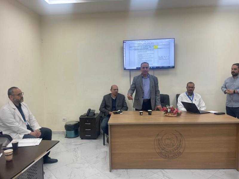 وكيل وزارة الصحة بالشرقية يجتمع بإدارة مستشفى الصدر لمناقشة خطة العمل للاعتماد النهائي ضمن منظومة التأمين الصحي الشامل