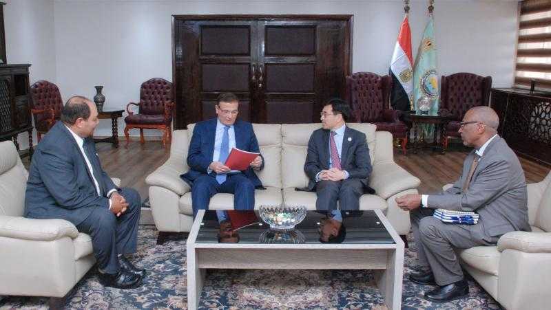 وزير الزراعة يتابع المشروعات الزراعية المشتركة مع وفد رفيع المستوى من الصندوق الدولى للتنمية الزراعية الايفاد