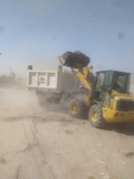 رئيس مدينة الزينيه بالأقصر يتابع سير أعمال الصرف الصحى ومنظومتي النظافة والإنارة