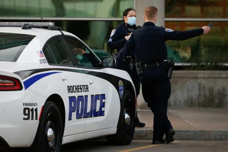 وسائل إعلام: 9 مصابين جراء حادث إطلاق نار بجامعة فلوريدا الأمريكية