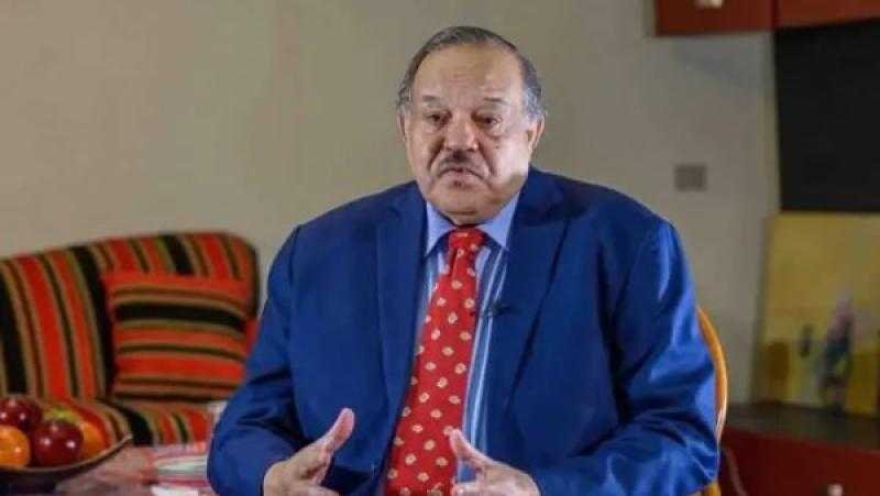 إعفاء وزير الخارجية السوداني من منصبه والشريف يرد