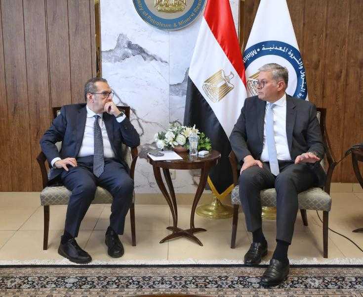 وزير البترول يلتقى والرئيس التنفيذي لشركة أديس