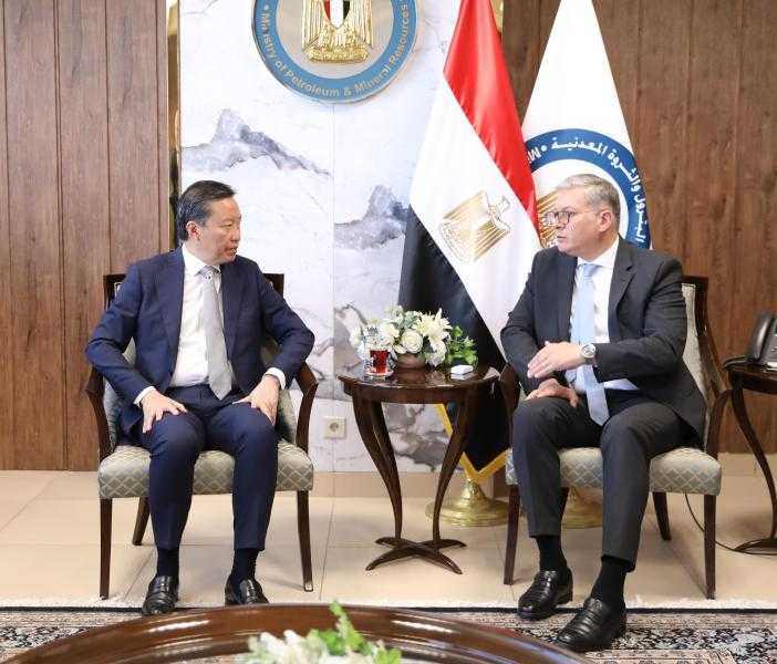 وزير البترول يلتقى نائب رئيس شركة بريتش بتروليوم