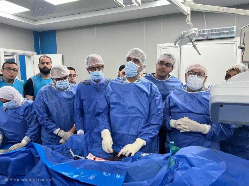 مستشفيات جامعة المنوفية تحقق نجاحًا طبيًا كبيرًا  فى إجراء أول عملية قسطرة مخية وإنقاذ حياة مريض مصاب بنزيف حاد بالمخ