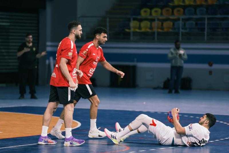 الأهلي يتوج بكأس مصر لكرة اليد بعد فوزه على الزمالك في نهائي مثير