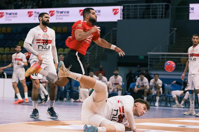 أحمد عادل: التتويج بكأس مصر مستحق.. ونهديه لجماهير الأهلي الوفية