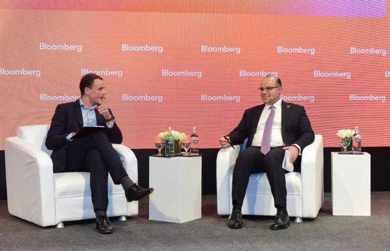 رئيس هيئة الرقابة المالية يستعرض جهود تطوير القطاع غير المصرفي  خلال  مؤتمر بلومبرج (Bloomberg Discovery Series )