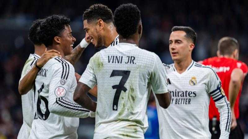 أنشيلوتي يتحدث بصراحة: «لا خلاف مع بيريز ومستمر مع ريال مدريد»