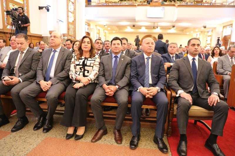 محافظ القاهرة يشهد احتفال الكنيسة الإنجيلية بعيد القيامة المجيد