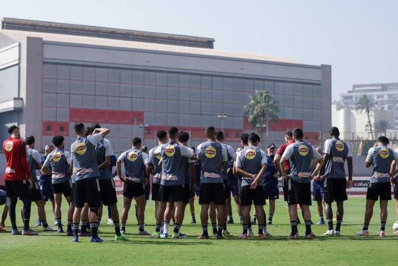 إسلام الشاطر: الأهلي قدم مباراة جيدة أمام صن داونز.. لكن الإياب سيكون صعبا