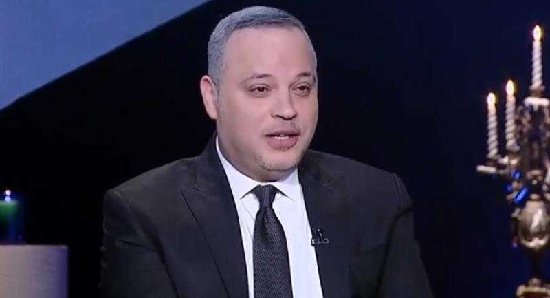 تامر عبدالمنعم يدافع عن الصحفيين