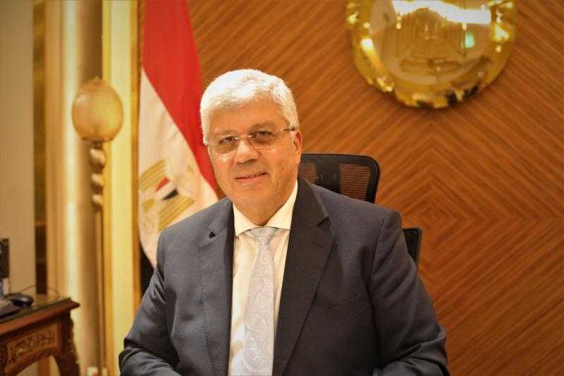 وزير التعليم العالي والبحث العلمي يقدم التهنئة لقداسة البابا تواضروس الثاني وجموع الأخوة الأقباط بعيد القيامة المجيد