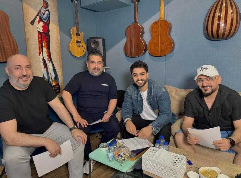 منير زايد يبدأ مرحلة جديدة في مشواره الفني من دبي