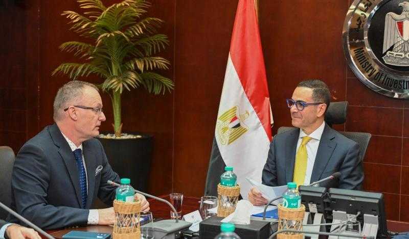 وزير الاستثمار والتجارة الخارجية يلتقي سفير جمهورية التشيك بالقاهرة لبحث فرص التعاون الاقتصادي والاستثماري المشترك