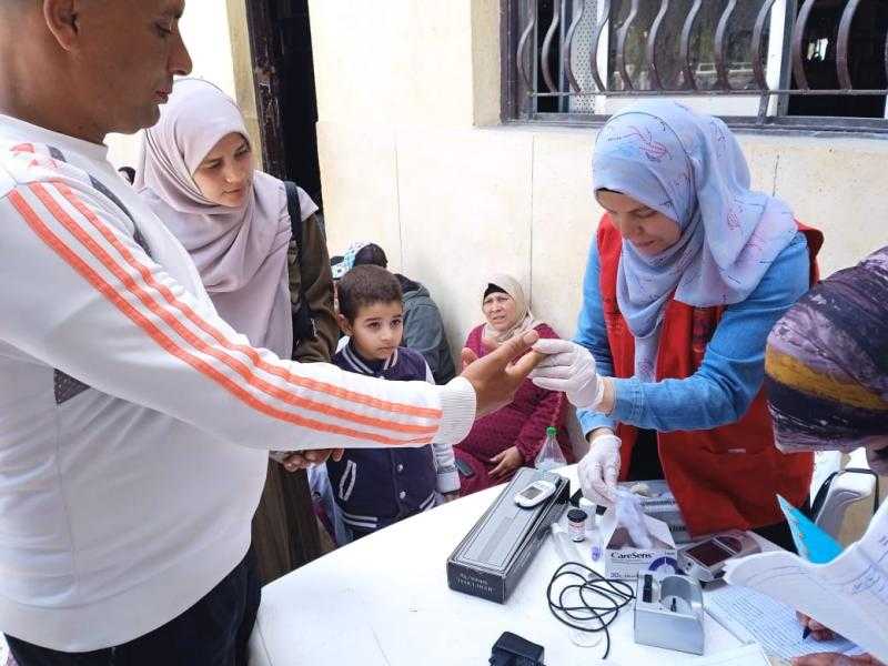 فرق التثقيف الصحي بالبحيرة تجوب المتنزهات للتوعية والتثقيف الصحي ضمن خطة التأمين الطبى خلال الاعياد