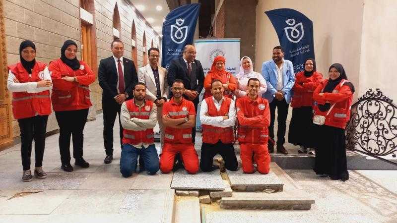 استمرار انتشار الفرق الطبية في ساحات وميادين الأقصر وقراها للتأمين الطبي لاحتفالات عيد القيامة وأعياد الربيع