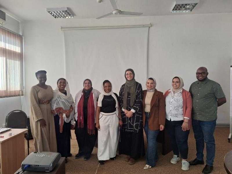 كلية الطب بجامعة قناة السويس تستقبل وفدًا من كلية العدالة الصحية بجامعة رواندا