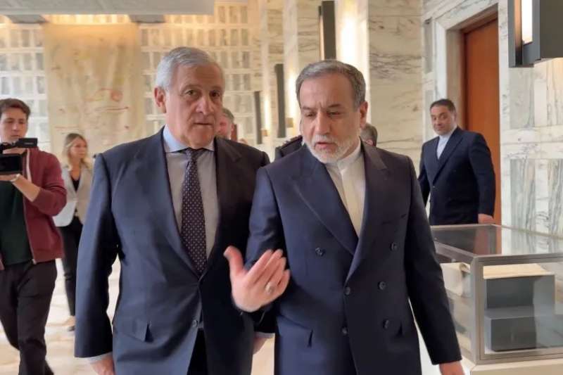 مباحثات الخبراء بين واشنطن وطهران 