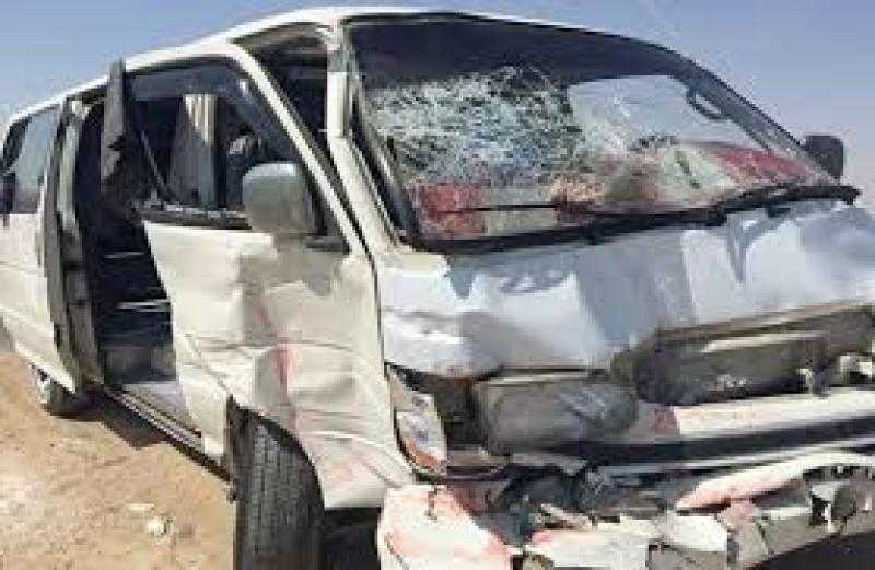 إصابة 6 أشخاص في انقلاب ميكروباص أعلى الطريق الإقليمي
