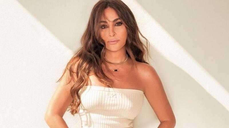 إليسا تنعى صبحي عطري بهذه الكلمات