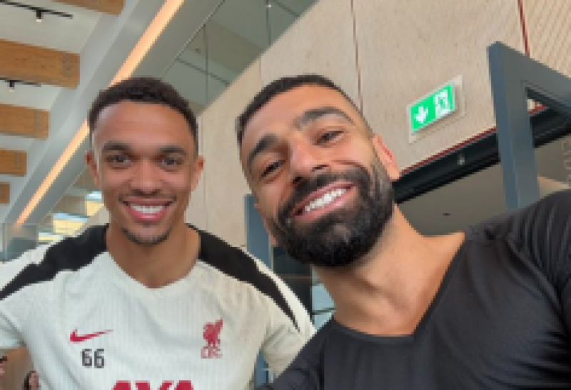 محمد صلاح وأرنولد