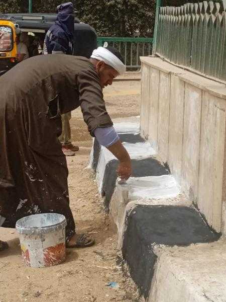 رئيس مركز ديروط بأسيوط يتابع أعمال التطوير بقرية ديروط الشريف