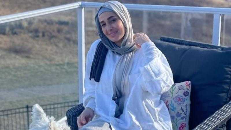 أول ظهور لحلا شيحة بالحجاب