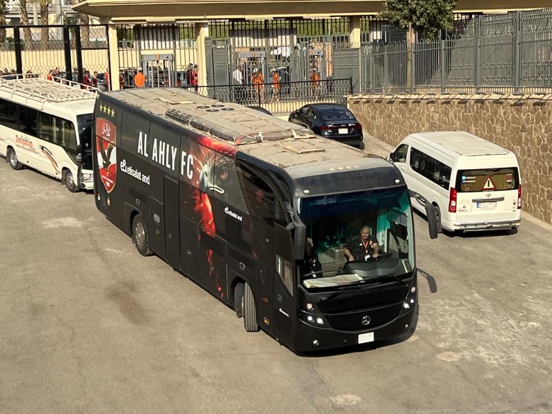 وصول الأهلي إلى ستاد القاهرة لمواجهة صن داونز بـ دوري أبطال إفريقيا